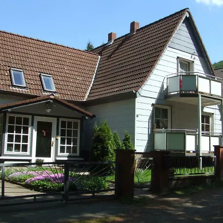 Ferienwohnung Im Waldhauschen Apartment *