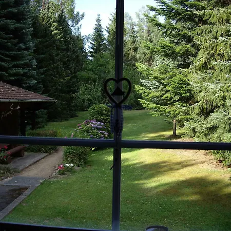 Apartment Ferienwohnung Im Waldhauschen *