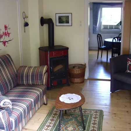 Ferienwohnung Im Waldhauschen Apartment